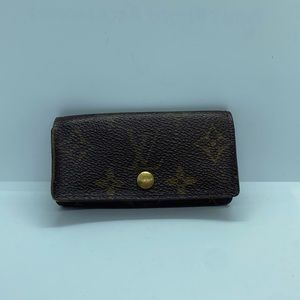 LOUIS VUITTON 100% Authentic Monogram Keyholder